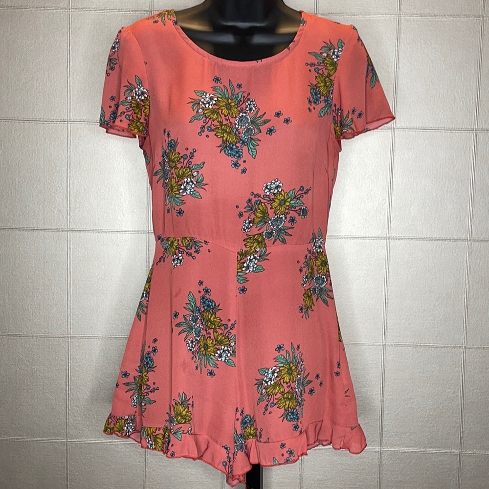[Urban Outfitters] - Floral Romper